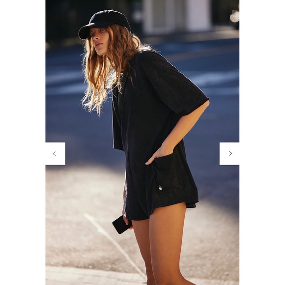 Free People FP Movement Large hot shot tee romper short sleeve black NWT - Picture 2 of 9